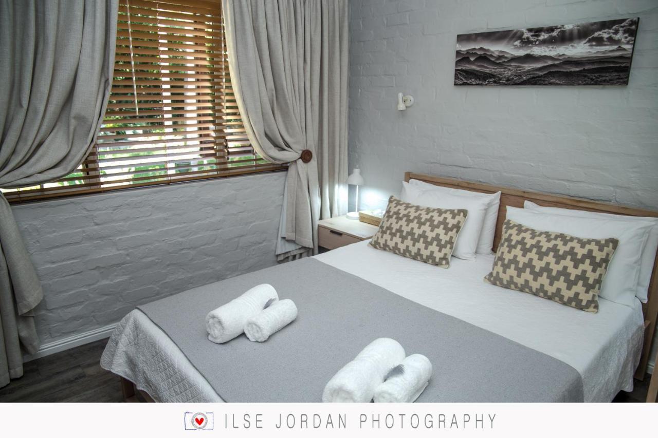 Raw Karoo Guest House Oudtshoorn Luaran gambar