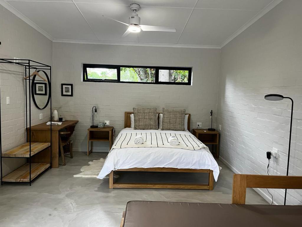 Raw Karoo Guest House Oudtshoorn Luaran gambar